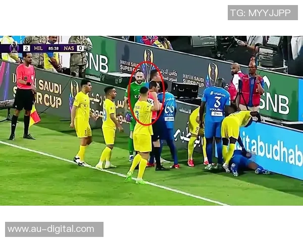 盘点足坛十大暴力红牌球星场上激情与冲突背后的真相